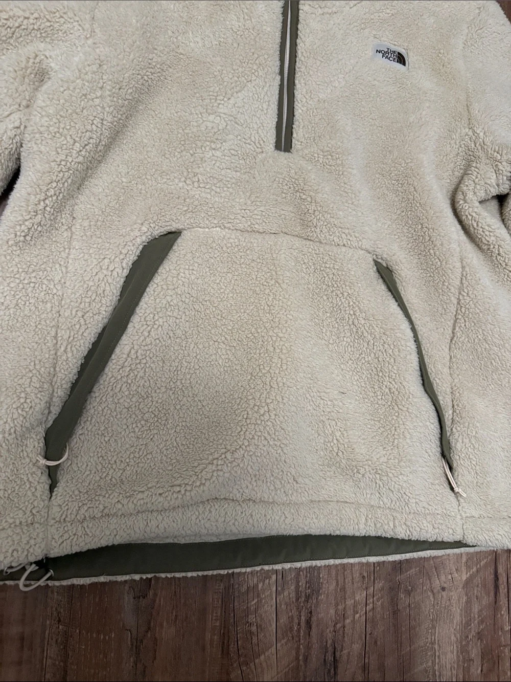 The North Face Men's Cream Sherpa Half-Zip Hoodie